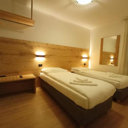 Appartamento Cima Brenta San Lorenzo Dorsino Kültér fotó